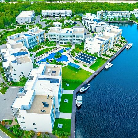 Cayman Luxury Rentals At One Canal Point George Town Exterior foto