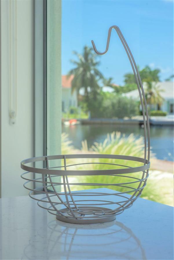 Cayman Luxury Rentals At One Canal Point George Town Exterior foto